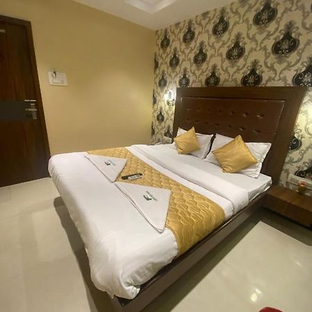 Отель Garden Creek Residency - Near To Mumbai International Airport Экстерьер фото