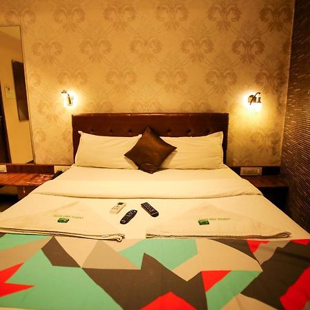 Отель Garden Creek Residency - Near To Mumbai International Airport Экстерьер фото