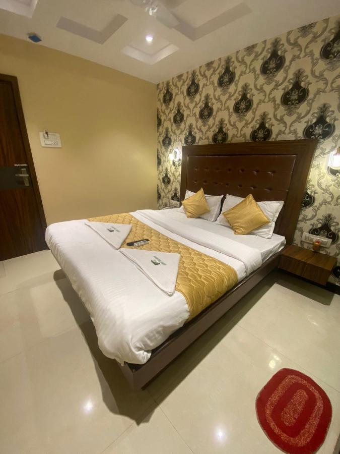 Отель Garden Creek Residency - Near To Mumbai International Airport Экстерьер фото