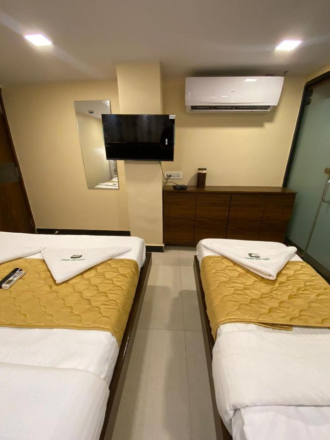 Отель Garden Creek Residency - Near To Mumbai International Airport Экстерьер фото