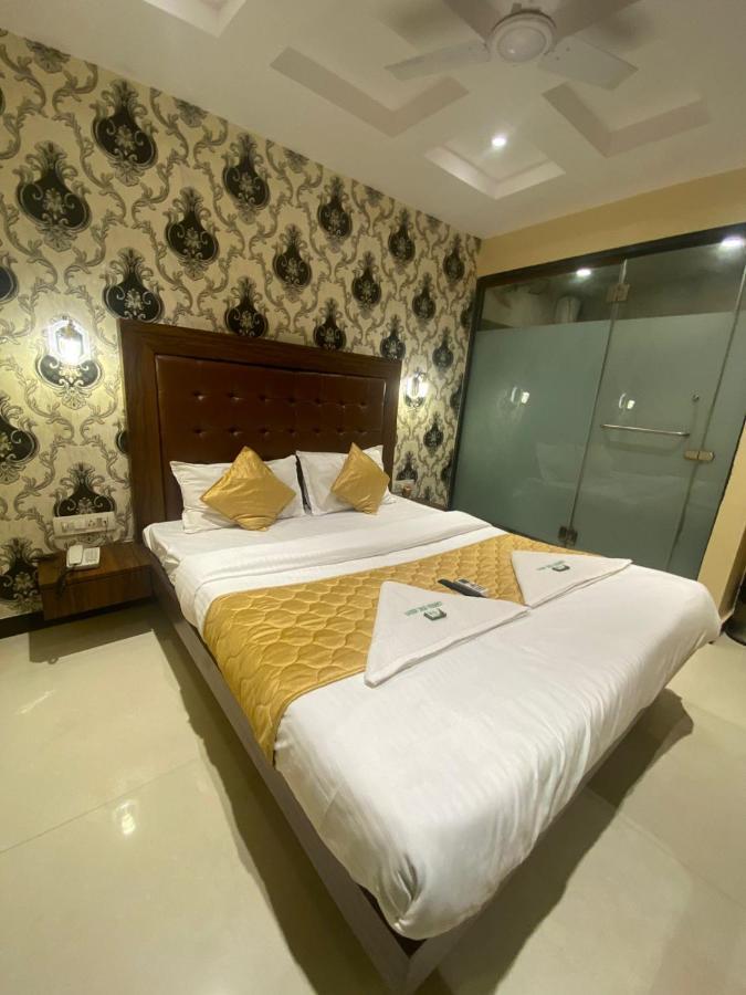 Отель Garden Creek Residency - Near To Mumbai International Airport Экстерьер фото
