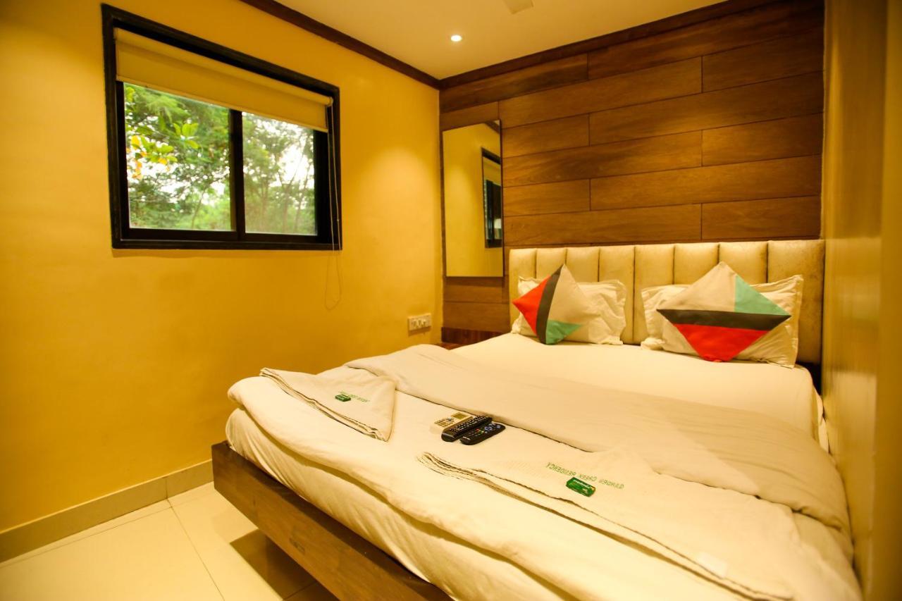 Отель Garden Creek Residency - Near To Mumbai International Airport Экстерьер фото