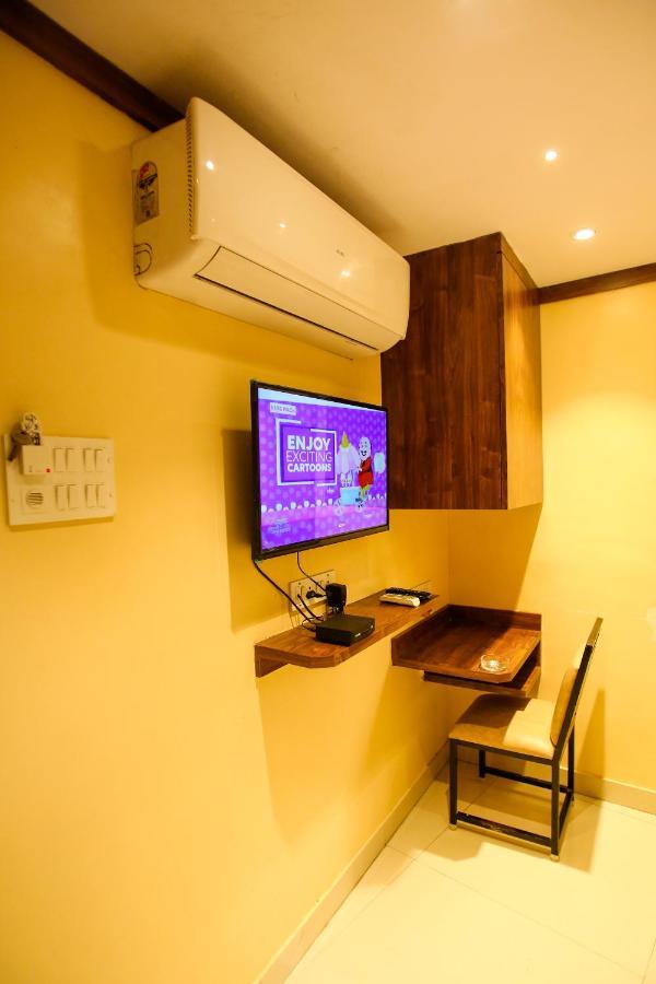 Отель Garden Creek Residency - Near To Mumbai International Airport Экстерьер фото