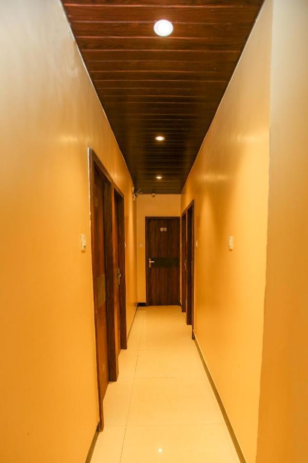 Отель Garden Creek Residency - Near To Mumbai International Airport Экстерьер фото